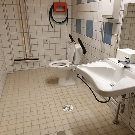 Kurimon Majatalo 2* سْوُوموسالمِ